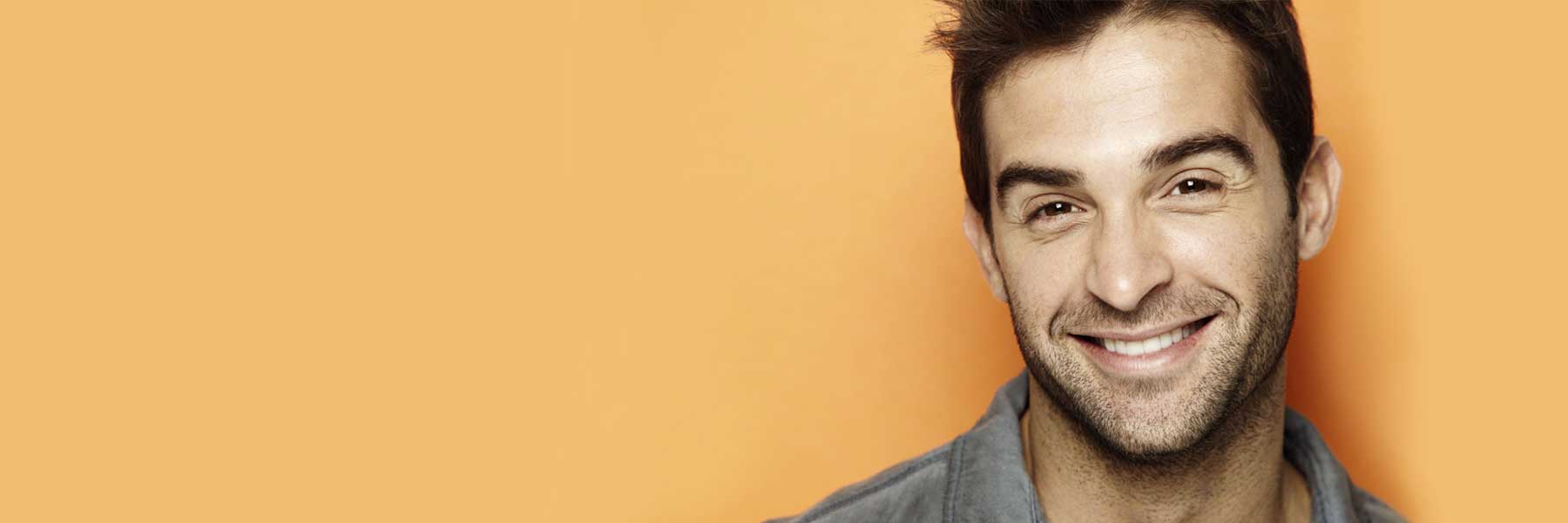 Patient with straight teeth in Brentwood