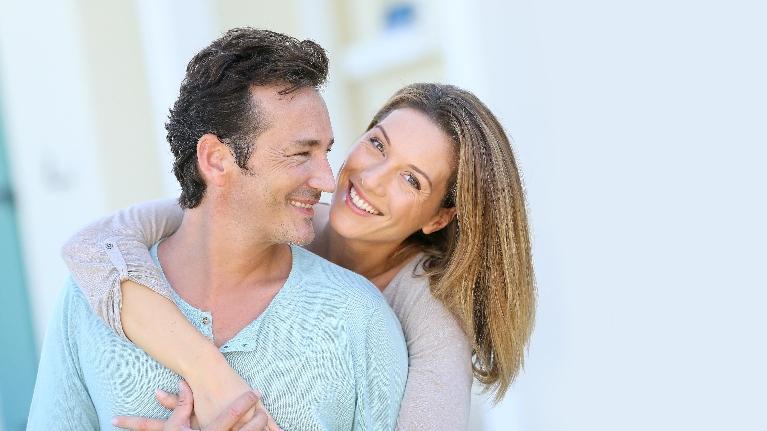 cosmetic dentistry brentwood tn dentist | couple holding each other