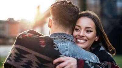 Woman hugging man smiling, brentwood tn
